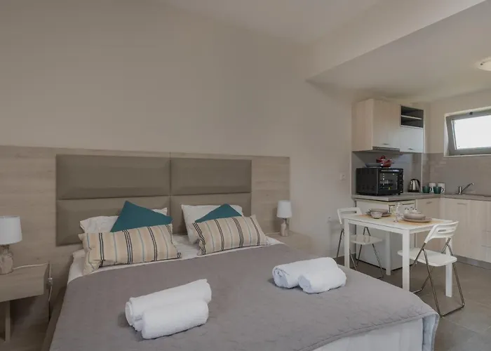 Casa 77 By Karras